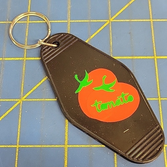 La Ti Da Handmade Creations Accessories - Tomato Motel 4" Keychain - Green and Red